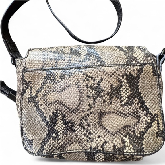 Foley & Corinna Skyline Bandit Juli Crossbody Bag - Picture 3 of 6